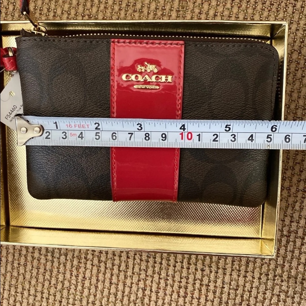 Coach wristlet - Picture 5 of 6
